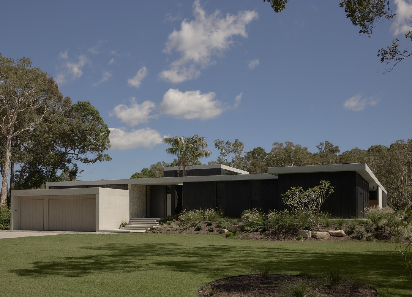Hive_Architecture_Nojoor_04_Brock_Beazley